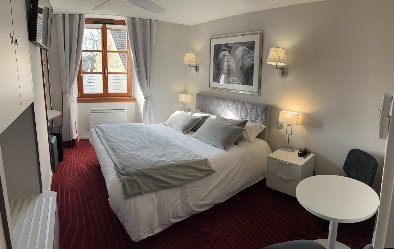 Logis Hotel Des Messageries أربويس المظهر الخارجي الصورة