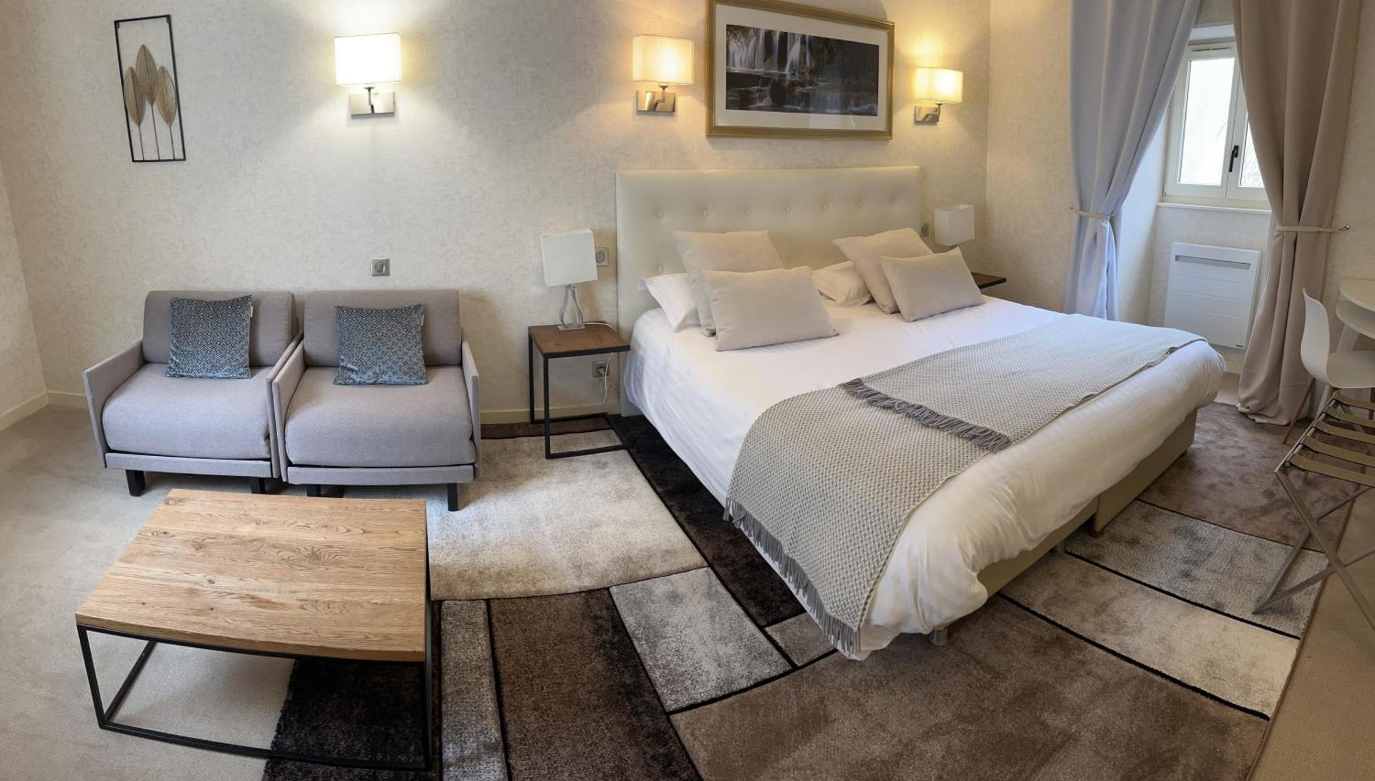 Logis Hotel Des Messageries أربويس المظهر الخارجي الصورة